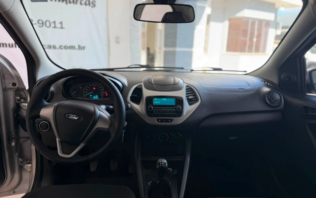 imagem-https://www.socarrao.com.br/sc-vehicle-images-prod/3372547/1787343214308-7xzQqmh7YRzH6UB0FDUzPxG6bZ1y4GON.jpg