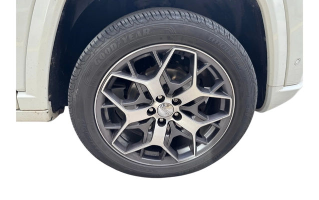 imagem-https://www.socarrao.com.br/sc-vehicle-images-prod/3372652/1789159475959-oo7hcmhHCJZigxjGfrM8CxAxseJRFSaz.jpg