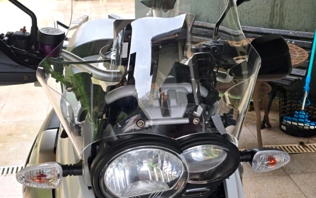 imagem-https://www.socarrao.com.br/sc-vehicle-images-prod/3372812/1787346156455-V2hhdHNBcHAgSW1hZ2UgMjAyNi0wOC0xNyBhdCAxNC4zMy4xMi5qcGVn.jpeg