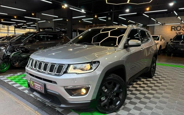 imagem-https://www.socarrao.com.br/sc-vehicle-images-prod/3372855/1788279188065-8403529_0_B_005e252ae1.jpeg