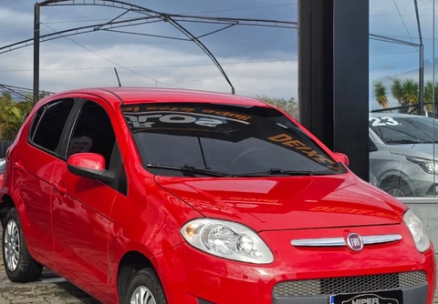 Fiat Palio 2017 Vermelho — foto 1 de 3