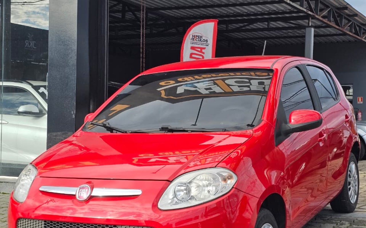 imagem-https://www.socarrao.com.br/sc-vehicle-images-prod/3372964/1787344576404-ZTg3ZjY4OTItMTQ1Ni00MmQ2LWEzZmQtNjBkODA3Y2ZkMzM1LmpwZw.jpg