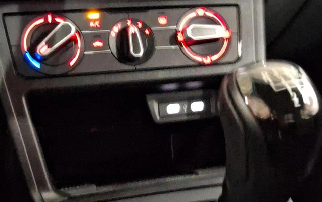 imagem-https://www.socarrao.com.br/sc-vehicle-images-prod/3373053/1789565728070-8405353_24_B_ba65da6848.jpeg