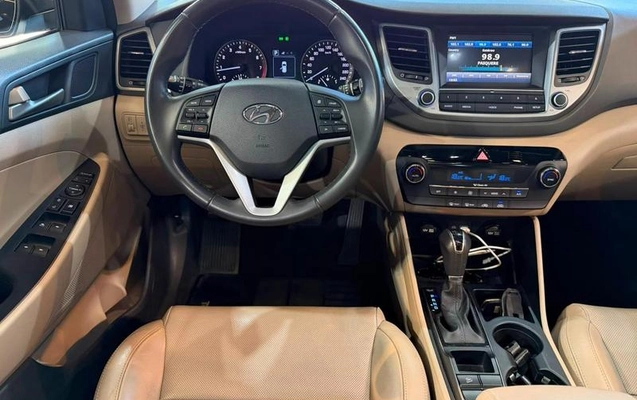 imagem-https://www.socarrao.com.br/sc-vehicle-images-prod/3373186/1787345078230-8404595_7_B_57e3bcdc69.jpeg