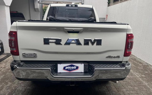 imagem-https://www.socarrao.com.br/sc-vehicle-images-prod/3373204/1789502133301-8405426_3_B_73dfd749e9.jpeg