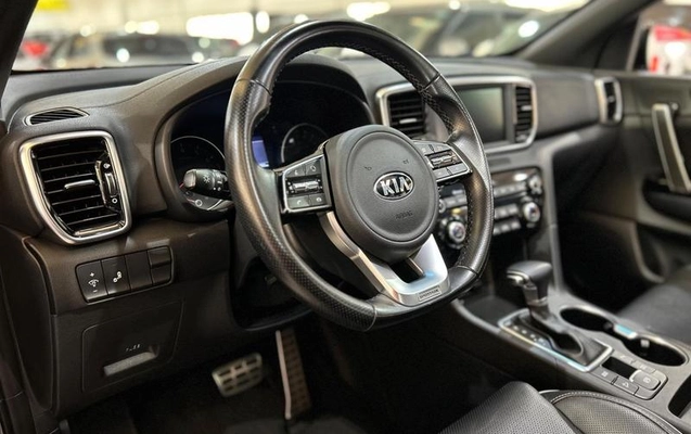 imagem-https://www.socarrao.com.br/sc-vehicle-images-prod/3373264/1792068189375-8405174_10_B_f7acdd92bf.jpeg