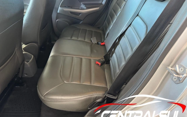 imagem-https://www.socarrao.com.br/sc-vehicle-images-prod/3373267/1788274394924-eccfd5a35cf649d291edd9e029c28f32_1787339433439.jpg