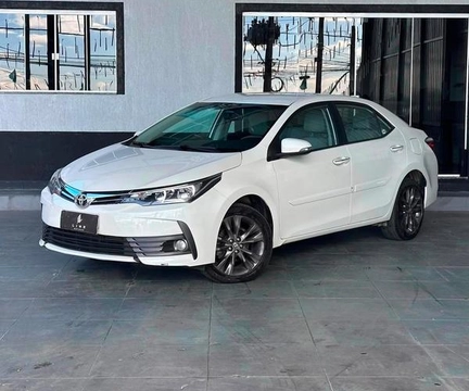 Toyota Corolla 2018 Branco — foto 1 de 3