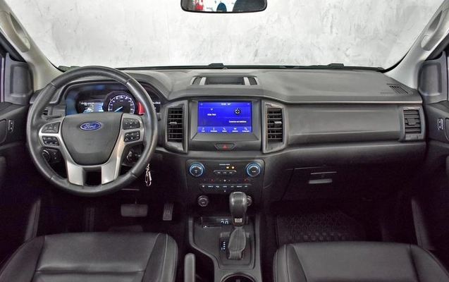 imagem-https://www.socarrao.com.br/sc-vehicle-images-prod/3373430/1789505032336-8405288_6_B_9860e1aa76.jpeg