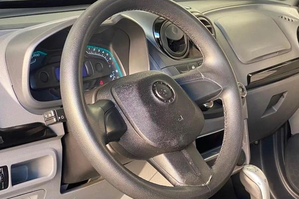 imagem-https://www.socarrao.com.br/sc-vehicle-images-prod/3373441/1788188348607-7737966_12_B_56ea20fc68.jpeg