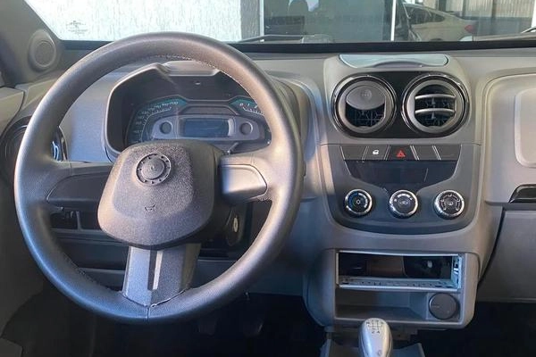 imagem-https://www.socarrao.com.br/sc-vehicle-images-prod/3373441/1788188348613-7737966_16_B_2cc2c2252e.jpeg