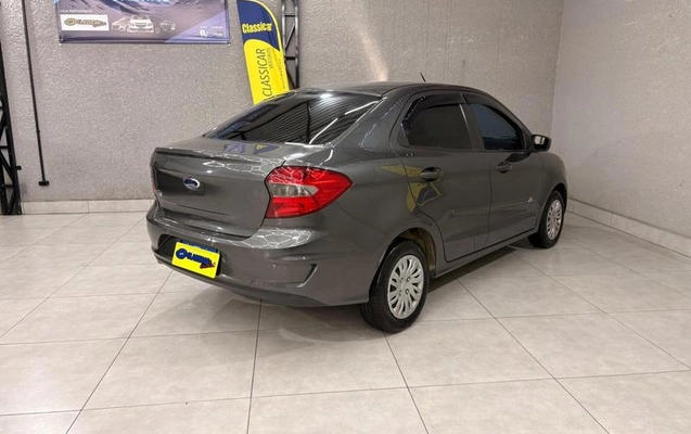 imagem-https://www.socarrao.com.br/sc-vehicle-images-prod/3373611/1789589107184-8362041_5_B_263e9b2574.jpeg