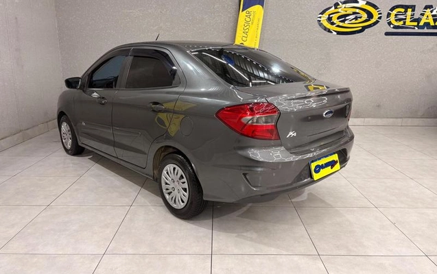 imagem-https://www.socarrao.com.br/sc-vehicle-images-prod/3373611/1789589107188-8362041_7_B_bb6c7e44b5.jpeg