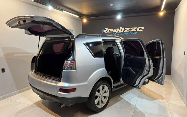 imagem-https://www.socarrao.com.br/sc-vehicle-images-prod/3373672/1787346267303-003_5d964a853a9b2a7796effdc1fce970cd.jpeg