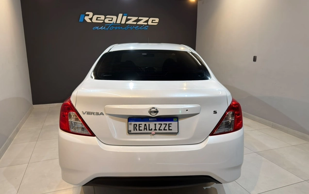 imagem-https://www.socarrao.com.br/sc-vehicle-images-prod/3373709/1787346289701-003_599d35c97c9fbd7f7680372a50117cb7.jpeg