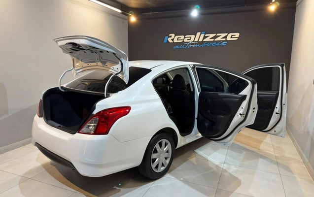 imagem-https://www.socarrao.com.br/sc-vehicle-images-prod/3373709/1787346289702-003_e0a41bef41b081d03170852420849ec7.jpeg