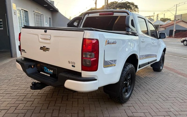 imagem-https://www.socarrao.com.br/sc-vehicle-images-prod/3373863/1787346650582-8289849_3_B_f4d0a758a6.jpeg