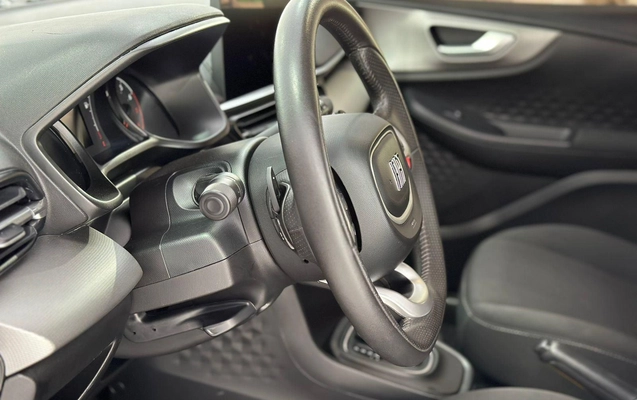 imagem-https://www.socarrao.com.br/sc-vehicle-images-prod/3373866/1787346683355-91abb4ca2fd3423294ccc79cfb4f0cc7_1729274532505.jpg