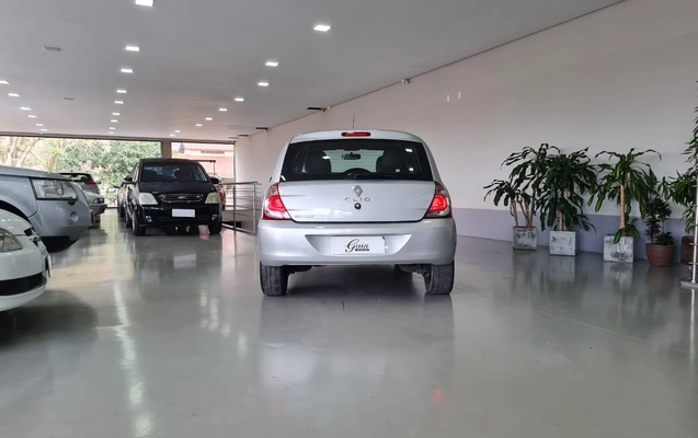 imagem-https://www.socarrao.com.br/sc-vehicle-images-prod/3373976/1787346957181-0e405c79e197462b961cbba5130d0bf0_1787346887607.jpg