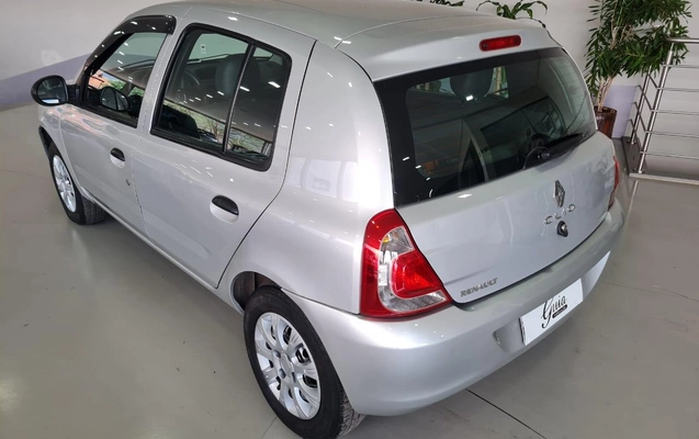 imagem-https://www.socarrao.com.br/sc-vehicle-images-prod/3373976/1787346957183-2f8f794517ea4ba19e1422f3d5ea19ce_1787346887617.jpg