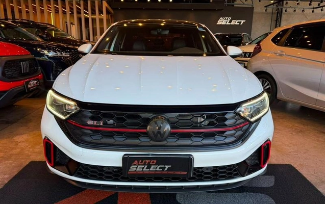 imagem-https://www.socarrao.com.br/sc-vehicle-images-prod/3374299/1790001150411-8405688_7_B_d977211f99.jpeg