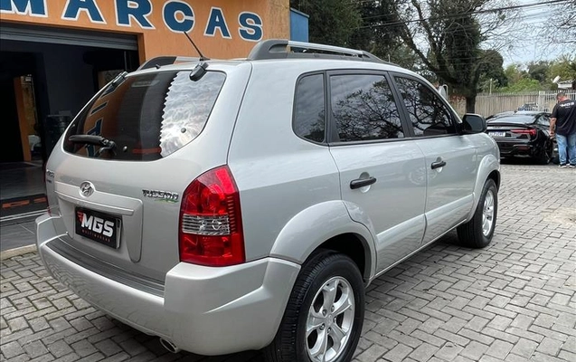 imagem-https://www.socarrao.com.br/sc-vehicle-images-prod/3374321/1787347645215-ODF-7F00_03.jpg