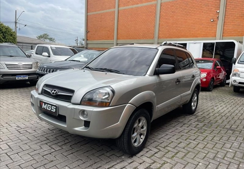 Hyundai Tucson 2.0 16V Mec. 2012 Prata — foto 1 de 3