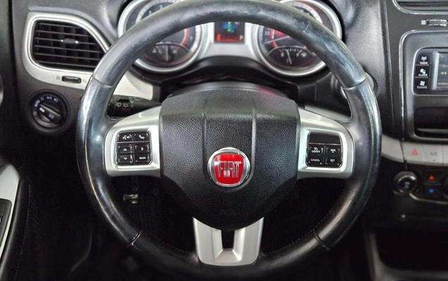 imagem-https://www.socarrao.com.br/sc-vehicle-images-prod/3374557/1787763148629-8405761_14_B_f747dee3b9.jpeg