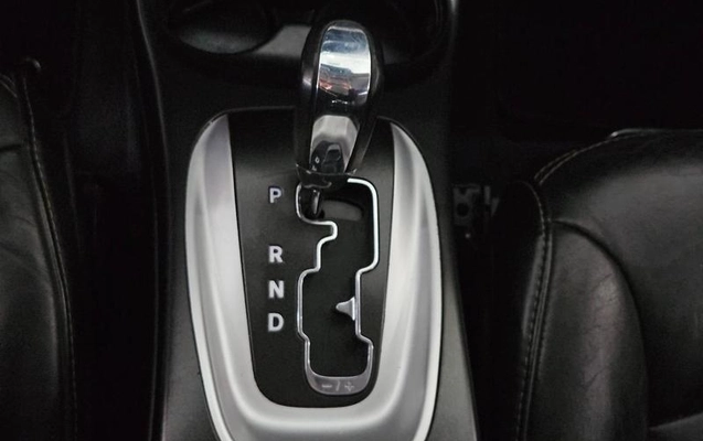 imagem-https://www.socarrao.com.br/sc-vehicle-images-prod/3374557/1787763148634-8405761_2_B_489fd57972.jpeg