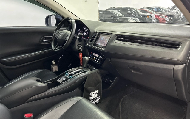 imagem-https://www.socarrao.com.br/sc-vehicle-images-prod/3375080/1787350501339-fc76bf75bd594144b6a035b3086ee924_1787350413847.jpg