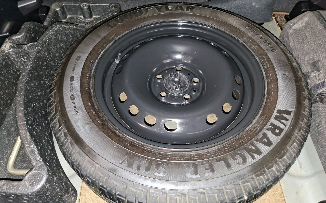 imagem-https://www.socarrao.com.br/sc-vehicle-images-prod/3376748/1787423746007-MjMuanBn.jpg