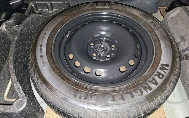 imagem-https://www.socarrao.com.br/sc-vehicle-images-prod/3376748/1787423746007-MjMuanBn.jpg
