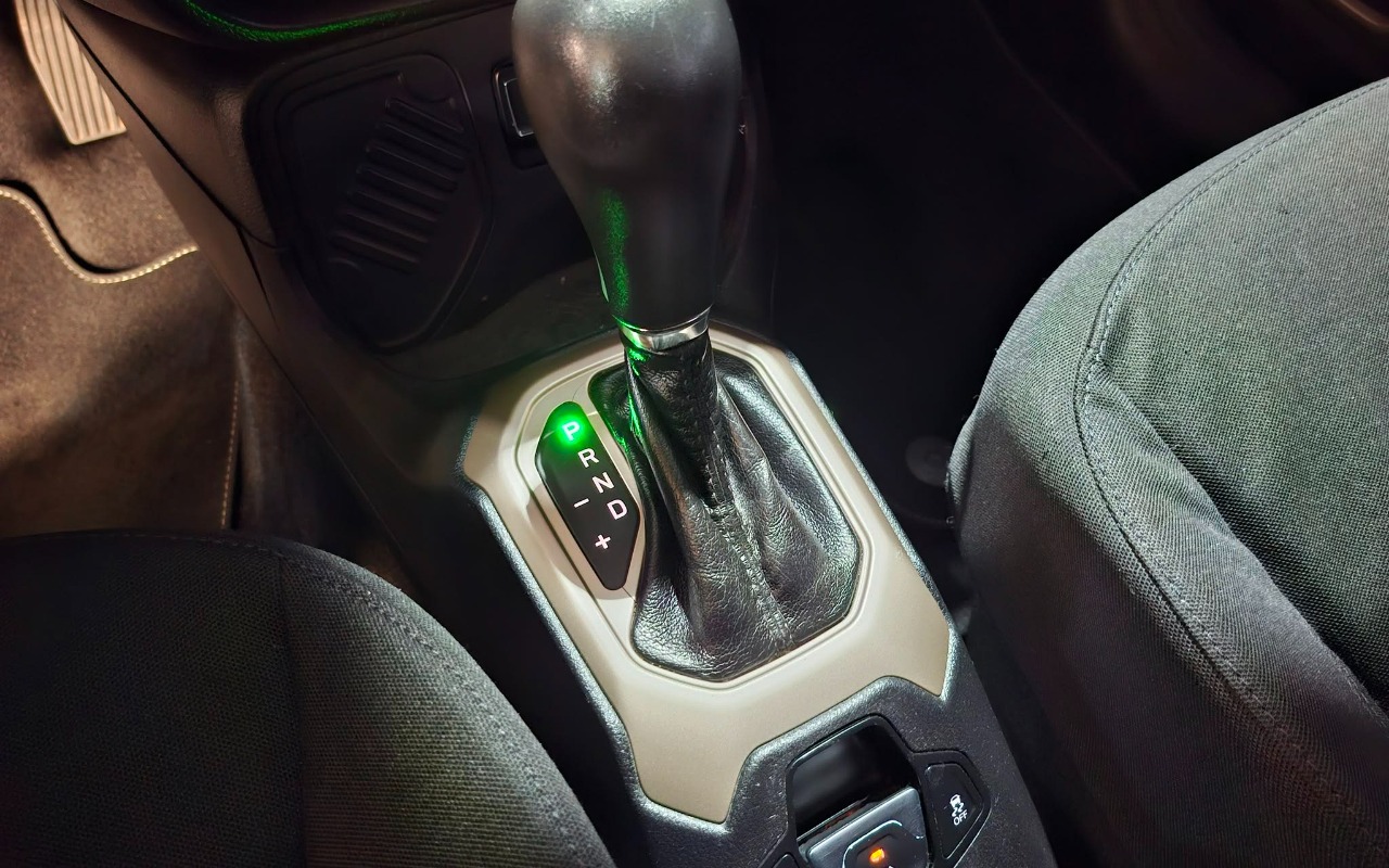 imagem-https://www.socarrao.com.br/sc-vehicle-images-prod/3376748/1787423746214-MjUuanBn.jpg