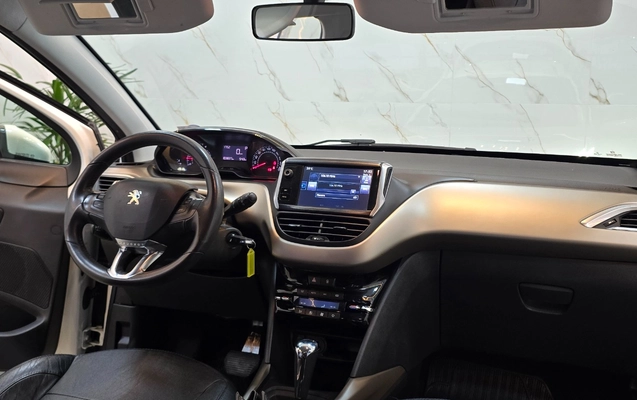 imagem-https://www.socarrao.com.br/sc-vehicle-images-prod/3378571/1787361957862-MjAyNjA4MjFfMTc1MjMxLmpwZw.jpg