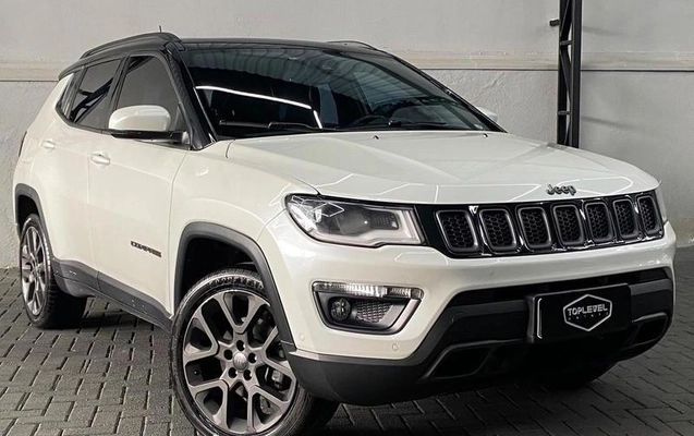 imagem-https://www.socarrao.com.br/sc-vehicle-images-prod/33819/1789573718526-7533412_31_B_8854b89820.jpeg