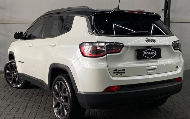 imagem-https://www.socarrao.com.br/sc-vehicle-images-prod/33819/1789573718528-7533412_2_B_3bd482da2c.jpeg