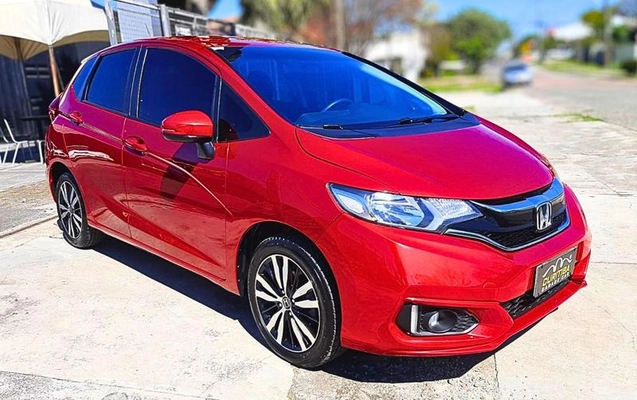 imagem-https://www.socarrao.com.br/sc-vehicle-images-prod/3388223/1789390771863-8406053_4_B_4ab7310109.jpeg