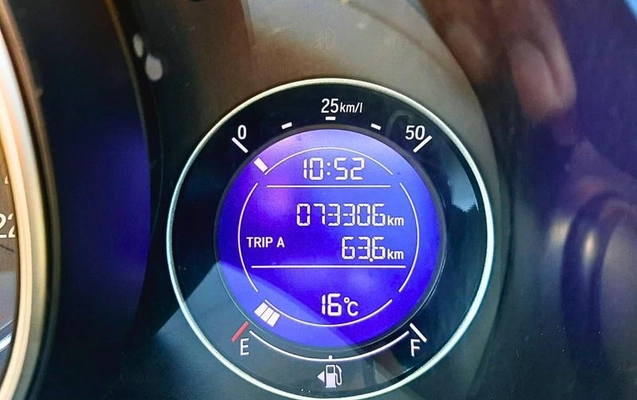 imagem-https://www.socarrao.com.br/sc-vehicle-images-prod/3388223/1789390771885-8406053_0_B_a85fbf0409.jpeg