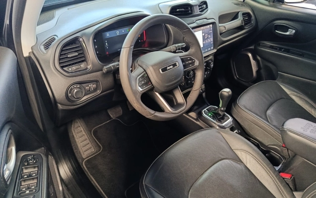 imagem-https://www.socarrao.com.br/sc-vehicle-images-prod/3388244/1788286389597-LvnXDLelQxkdIuB8CflYaswYgXX5VJTu.jpg