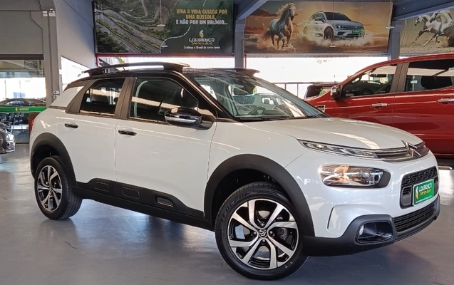 imagem-https://www.socarrao.com.br/sc-vehicle-images-prod/3388246/1787401616798-BmVQcxuALgIakM7uZAyD0R8pVt3FlPph.jpg