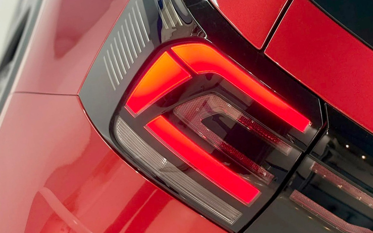 imagem-https://www.socarrao.com.br/sc-vehicle-images-prod/3388249/1787401122546-Vk9MS1NXQUdFTiBULUNST1NTIEhMIFRTSSAtIDIwMjMgLSBWRVJNRUxITyAtICBTRUk5QjEyICgxMSkuanBn.jpg