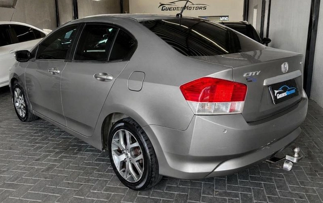 imagem-https://www.socarrao.com.br/sc-vehicle-images-prod/3388269/1789478631635-8380243_1_B_4d8cf7d3ad.jpeg