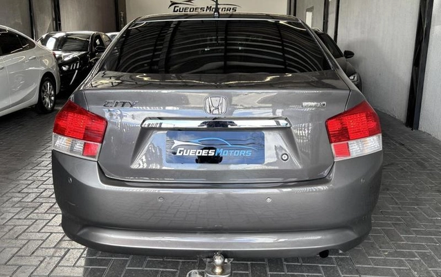 imagem-https://www.socarrao.com.br/sc-vehicle-images-prod/3388269/1789478631636-8380243_6_B_b43bfb3ce2.jpeg