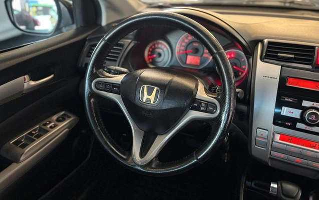 imagem-https://www.socarrao.com.br/sc-vehicle-images-prod/3388269/1789478631642-8380243_14_B_c9bbb60ad3.jpeg