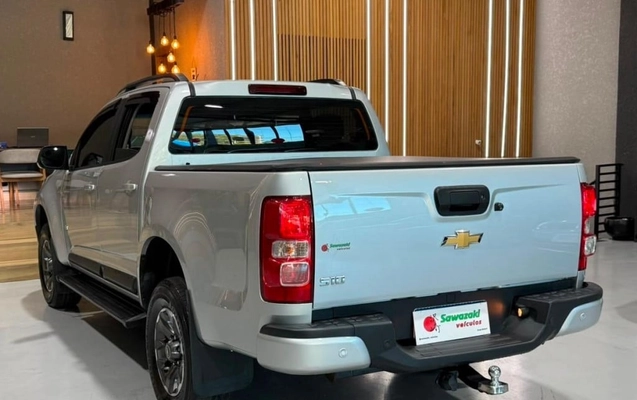 imagem-https://www.socarrao.com.br/sc-vehicle-images-prod/3388292/1787402525614-vehicle_image_1787402486_b2d34c46a2584cdb30c0a0d1a7585844.jpeg