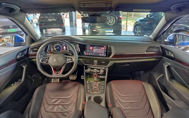 imagem-https://www.socarrao.com.br/sc-vehicle-images-prod/3388323/1787657876352-vYTcZ1avxqmT7i3NiItFA2yT27CAZL8h.jpg