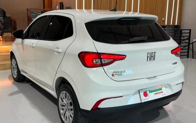 imagem-https://www.socarrao.com.br/sc-vehicle-images-prod/3388338/1787403828880-vehicle_image_1787403796_fe46985bda1cd461f768112a8b898cf1.jpeg