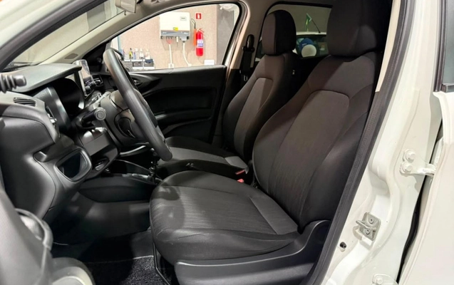 imagem-https://www.socarrao.com.br/sc-vehicle-images-prod/3388338/1787403828889-vehicle_image_1787403818_243ff2a970f4d04a99081a870faeb911.jpeg