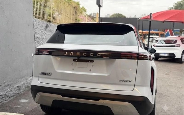 imagem-https://www.socarrao.com.br/sc-vehicle-images-prod/3388375/1789671899759-8326635_9_B_792cf7846f.jpeg