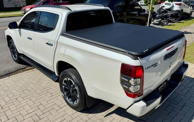 imagem-https://www.socarrao.com.br/sc-vehicle-images-prod/3388390/1788266709882-8406336_10_B_2af2f92144.jpeg